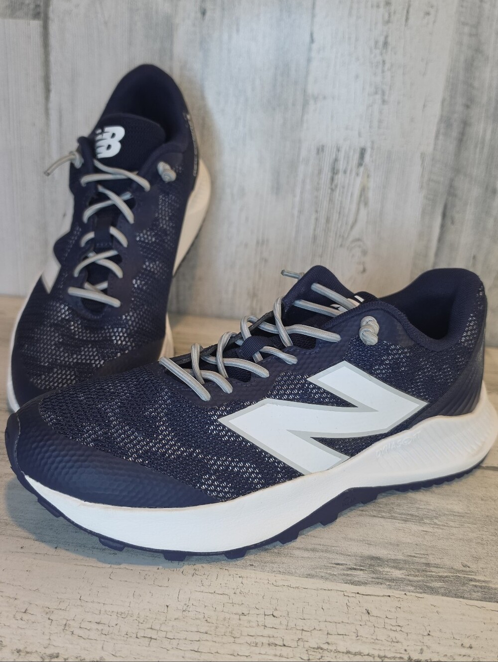 New Balance FuelCell Boys Size 6 Turf Trainers Navy Blue Baseball Shoes